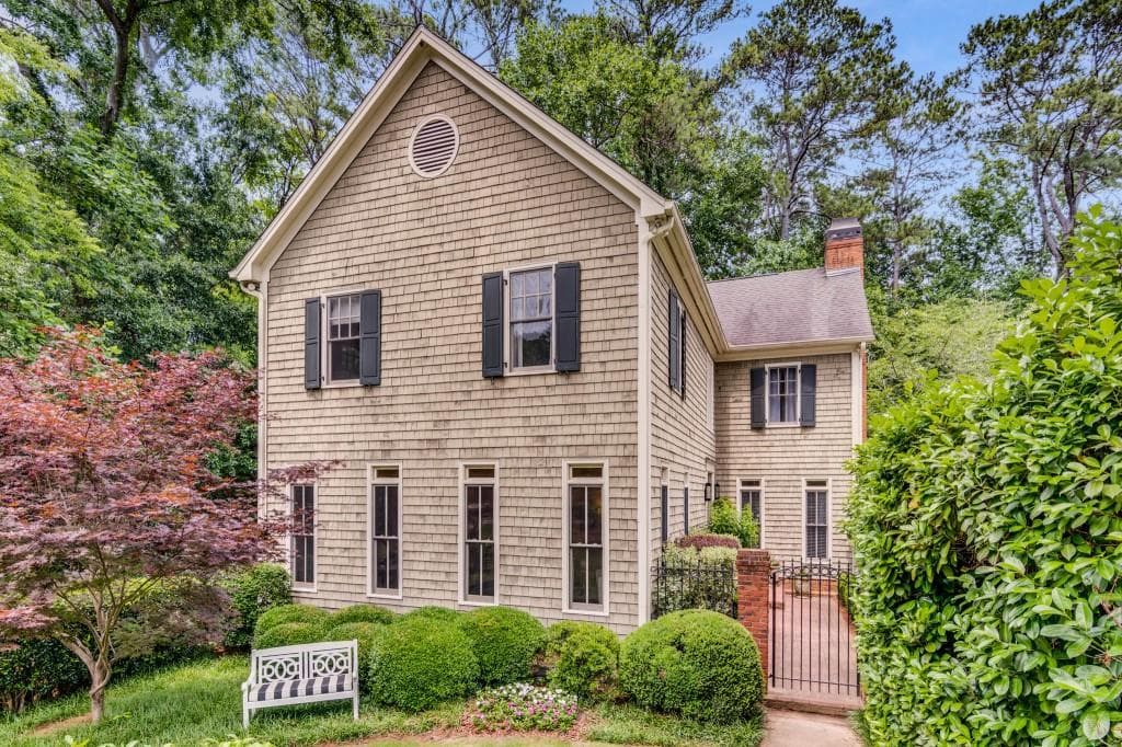 5 bedroom, 4 bathroom, 3,808 sq ft single family residence sold at 2123 Howell Mill Road, Atlanta, GA 30318