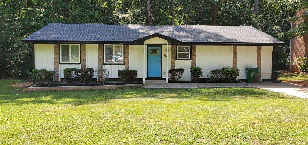 3229 Goldenchain Drive, Lithonia, GA 30038 — most recent listing photo