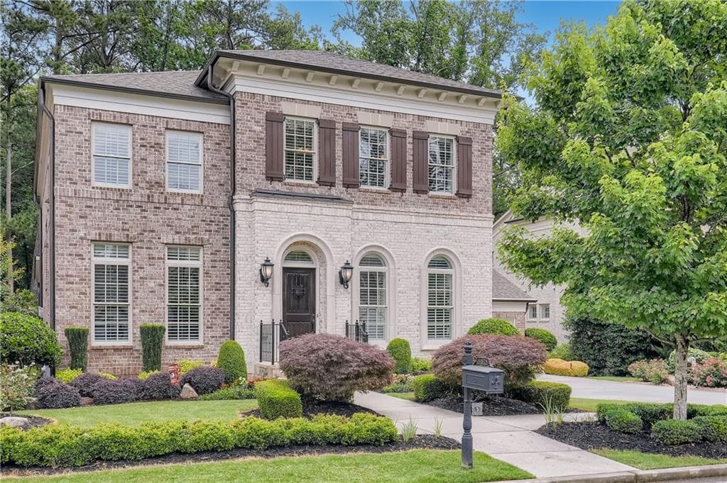 5 bedroom, 5 bathroom, 3,912 sq ft single family residence sold at 4675 Park Lane, Atlanta, GA 30342