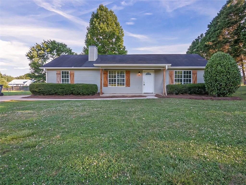 328 Maple Ridge Drive, Jackson, GA 30233 — most recent listing photo