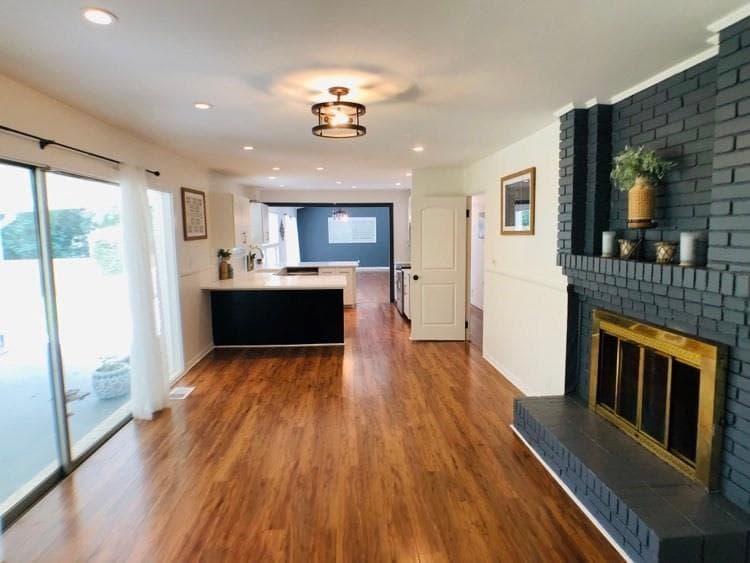 2298 Valleyside Drive, Decatur, GA 30032 — most recent listing photo