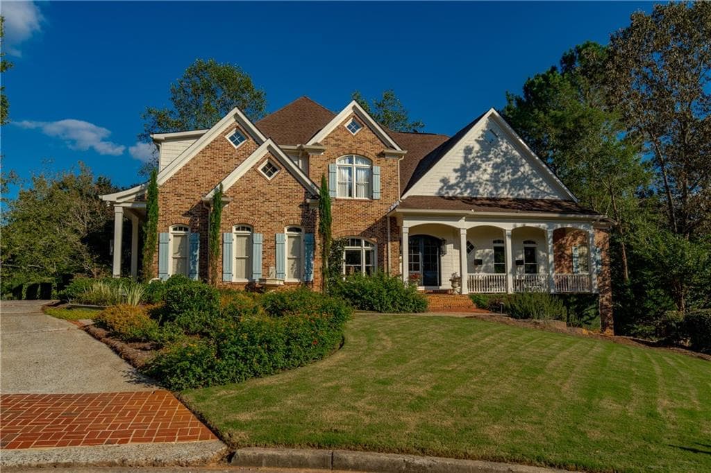 6 bedroom, 7 bathroom, 7,561 sq ft single family residence sold at 512 Knoll Pointe, Woodstock, GA 30189