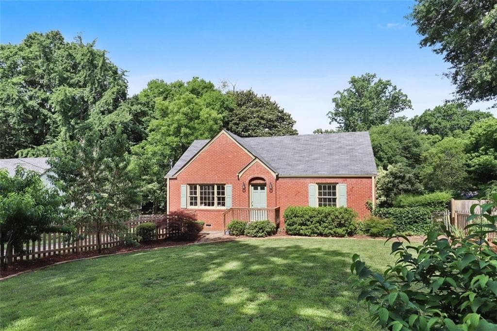 3 bedroom, 2 bathroom, 1,418 sq ft single family residence sold at 1049 Walker Drive, Decatur, GA 30030