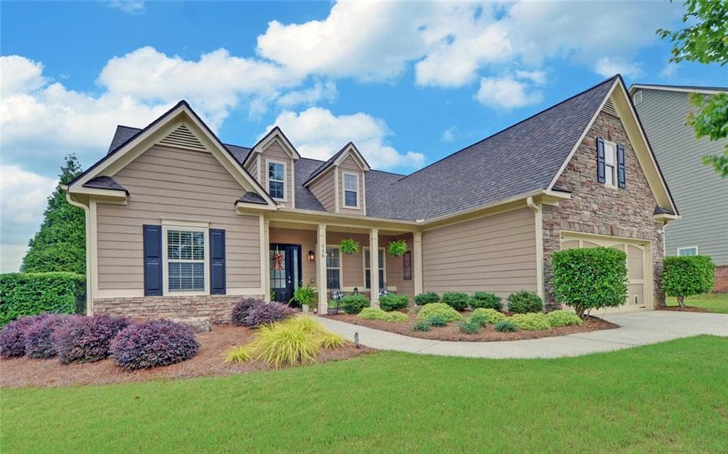 3 bedroom, 2 bathroom, 2,344 sq ft single family residence sold at 538 Calgary Downs Drive, Winder, GA 30680
