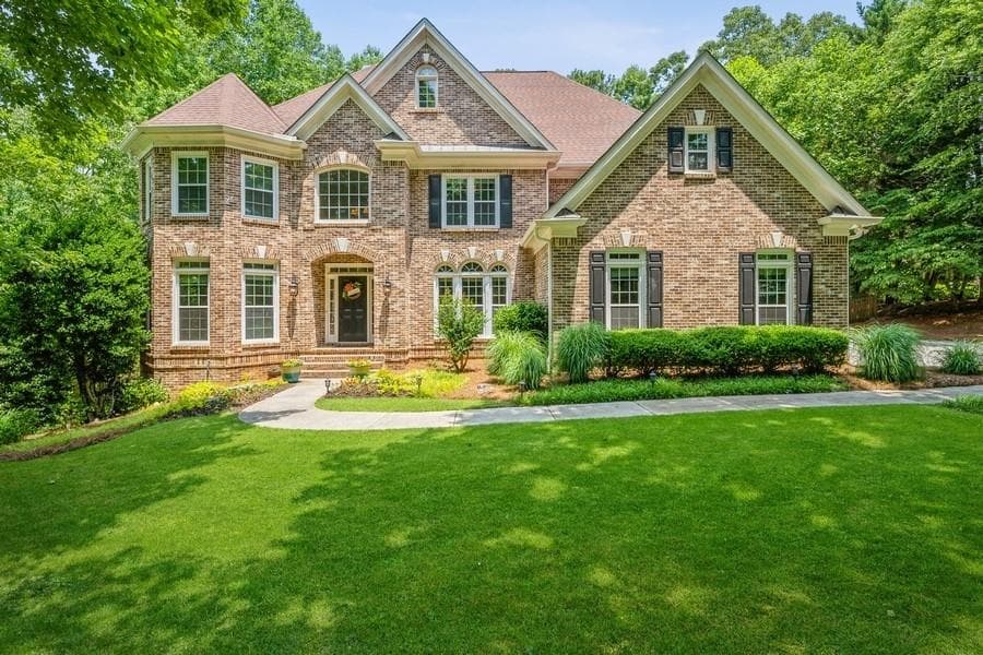 6 bedroom, 5 bathroom, 5,765 sq ft single family residence sold at 515 Oakleaf Way, Milton, GA 30004