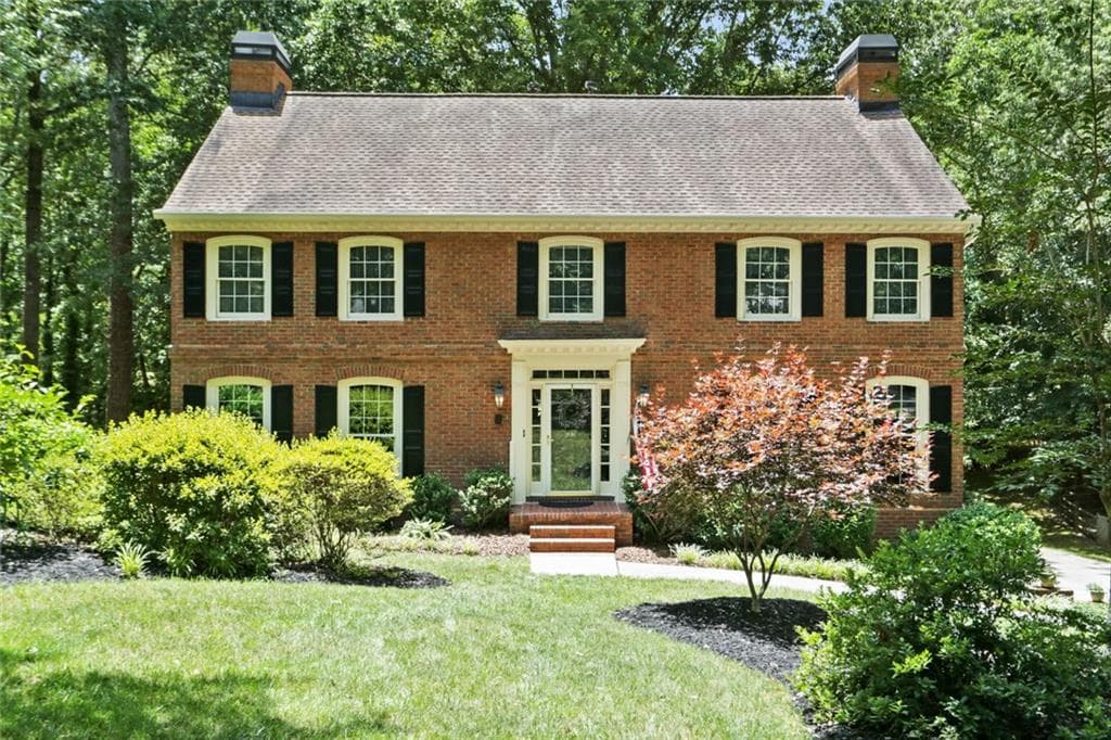 2725 Satinwood Drive, Roswell, GA 30076 — most recent listing photo