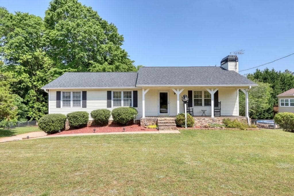 123 Village Court, Woodstock, GA 30188 — most recent listing photo