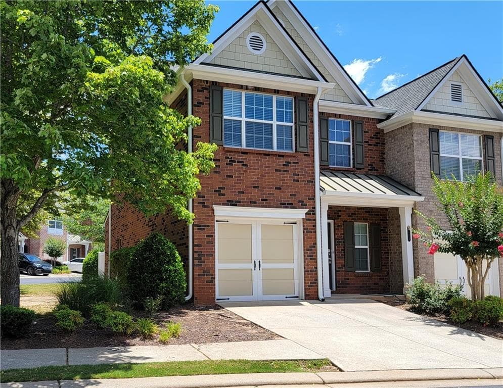 3 bedroom, 3 bathroom, 1,550 sq ft townhouse sold at 9783 Alberton Lane, Johns Creek, GA 30022