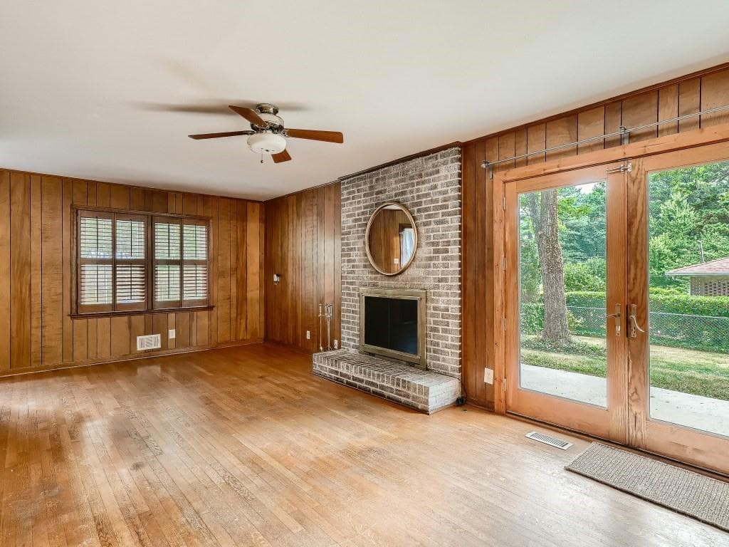 4 bedroom, 3 bathroom, 2,489 sq ft single family residence sold at 3786 Evans Road, Atlanta, GA 30340