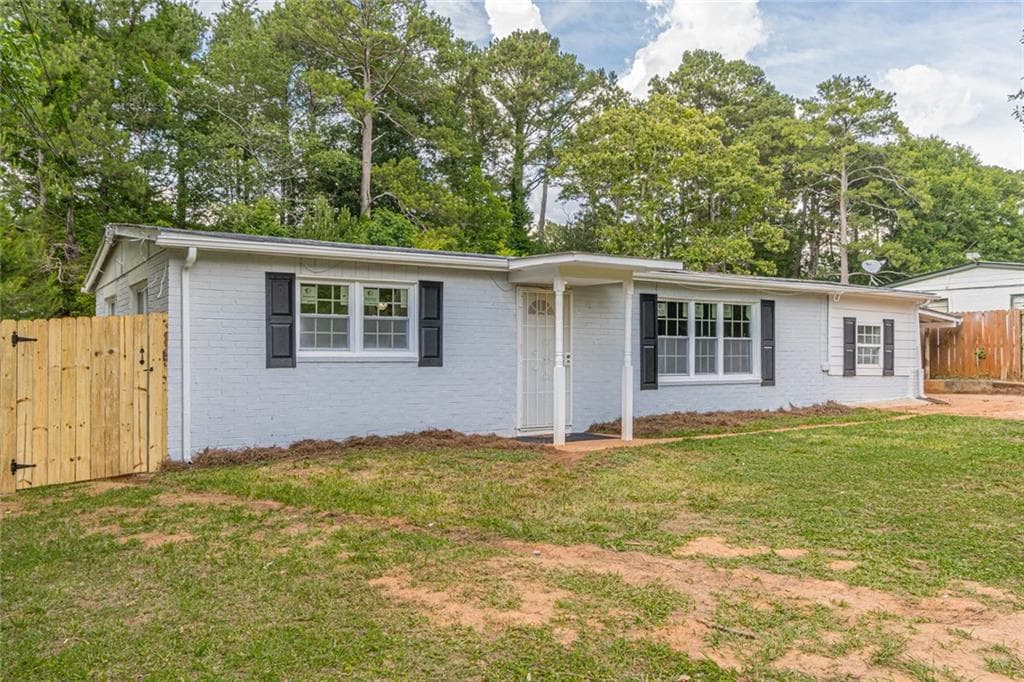 4 bedroom, 3 bathroom, 1,250 sq ft single family residence sold at 4214 Canby Lane, Atlanta, GA 30035