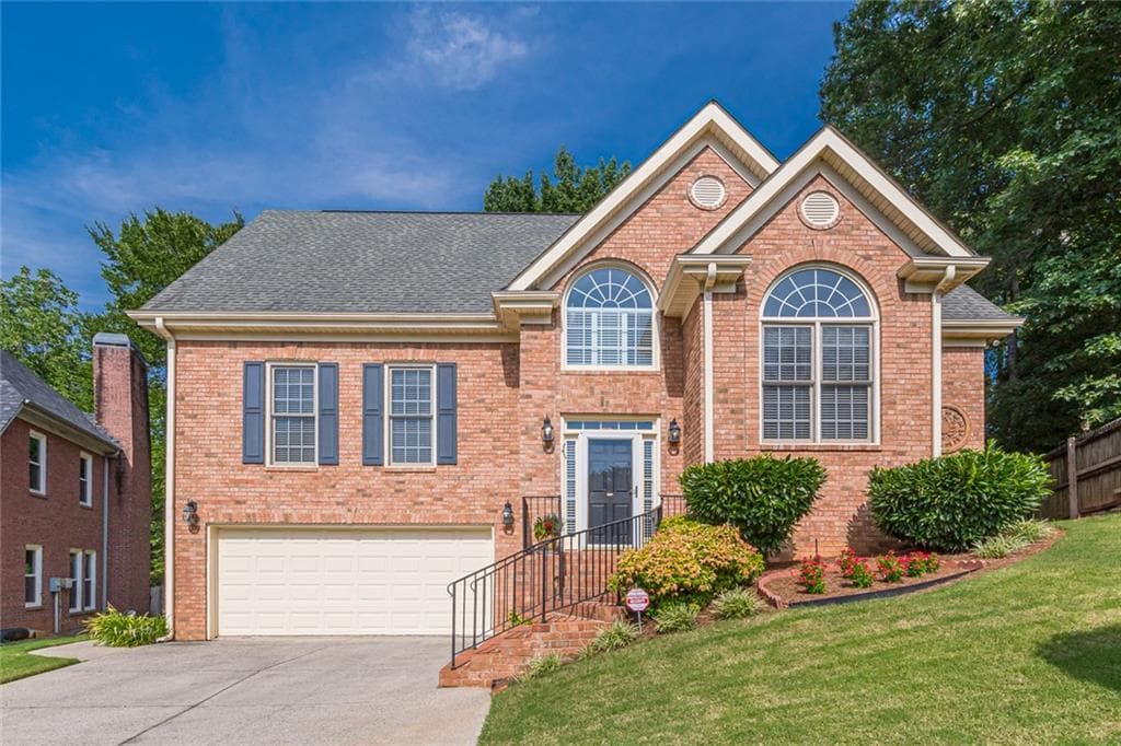 4 bedroom, 4 bathroom, 2,196 sq ft single family residence sold at 2822 Greystone Cove, Atlanta, GA 30341
