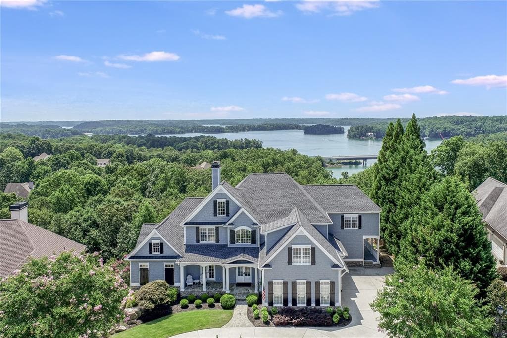 5 bedroom, 6 bathroom, 6,680 sq ft single family residence sold at 3727 Wavespray Court, Gainesville, GA 30506