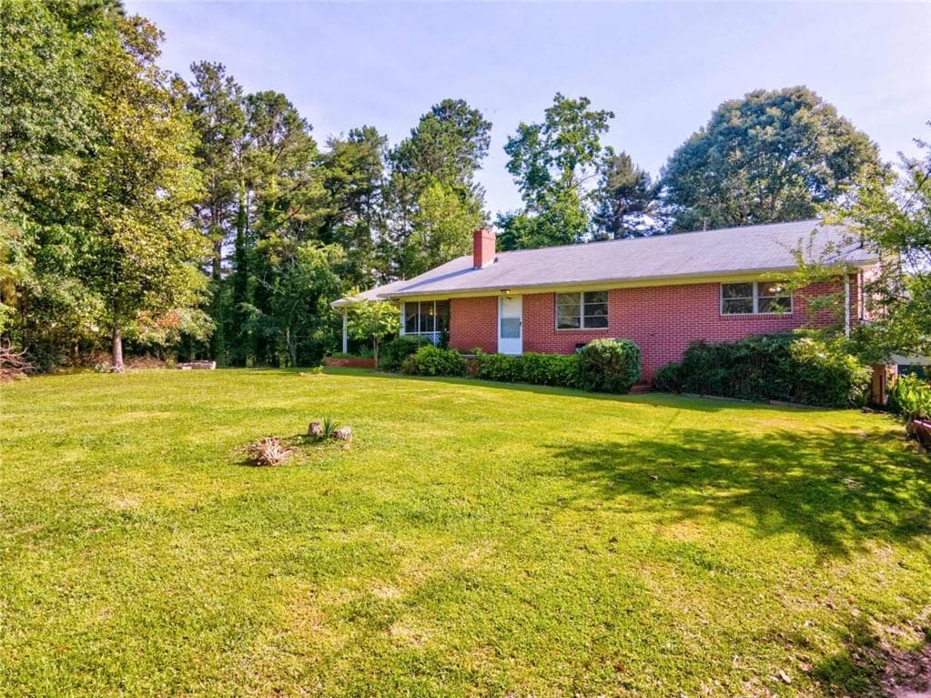 6452 Paradise Point, Flowery Branch, GA 30542 — most recent listing photo