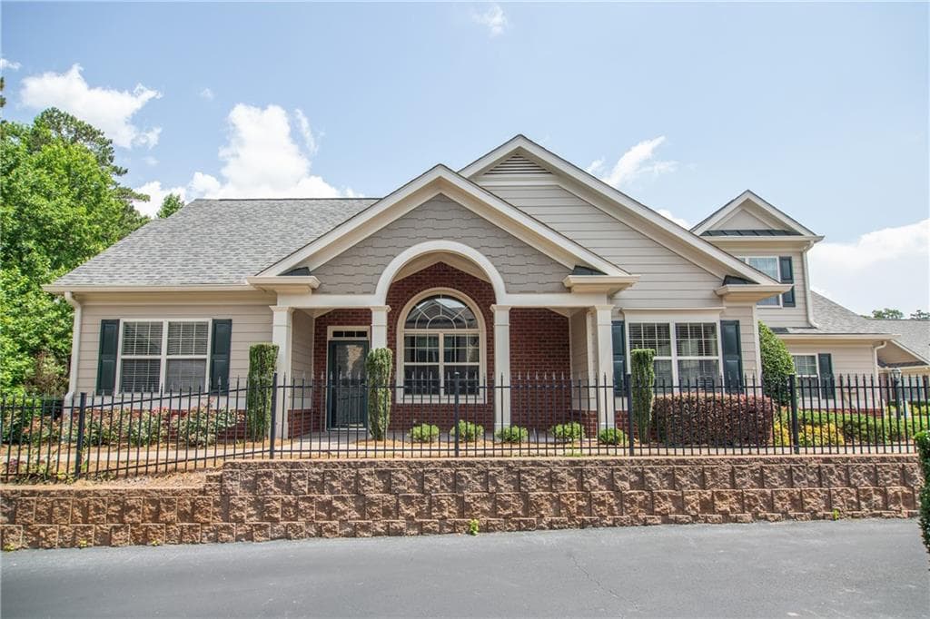 3 bedroom, 3 bathroom, 2,283 sq ft condominium sold at 234 Orchards Circle 601, Woodstock, GA 30188