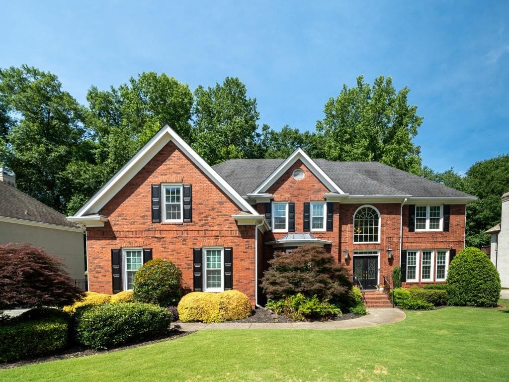 5275 Linnadine Way, Peachtree Corners, GA 30092 — most recent listing photo