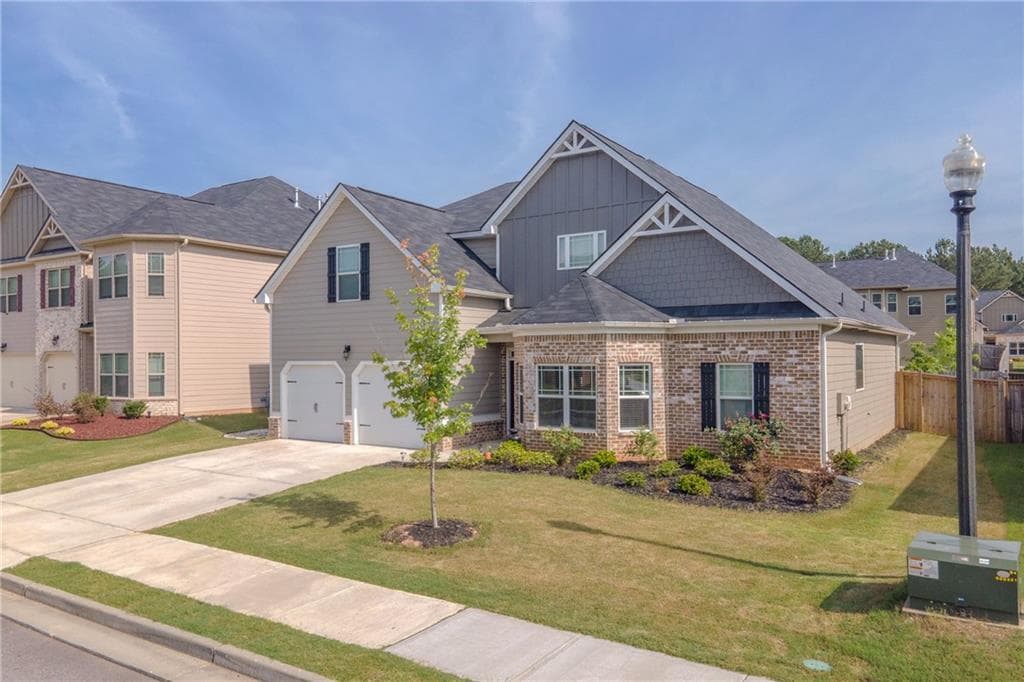 197 Maple Hill Drive, Newnan, GA 30265 — most recent listing photo