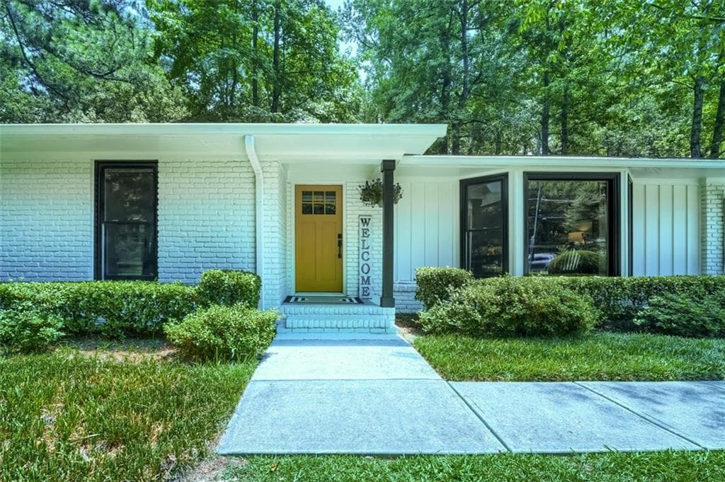 6575 WRIGHT Road, Sandy Springs, GA 30328 — most recent listing photo