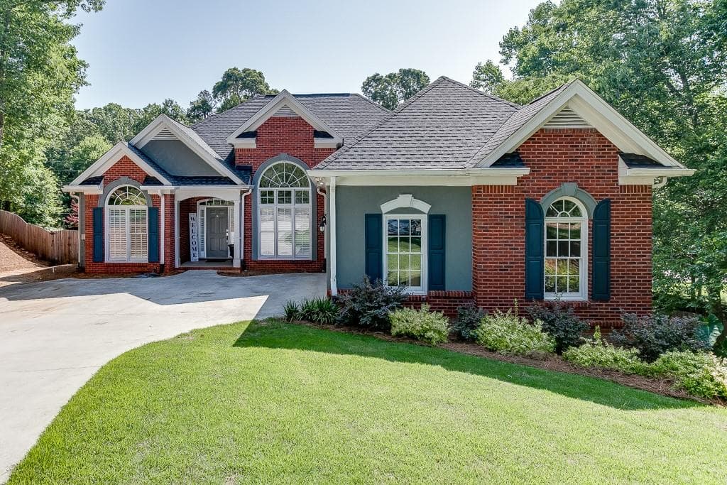 5532 Elders Ridge Drive, Flowery Branch, GA 30542 — most recent listing photo