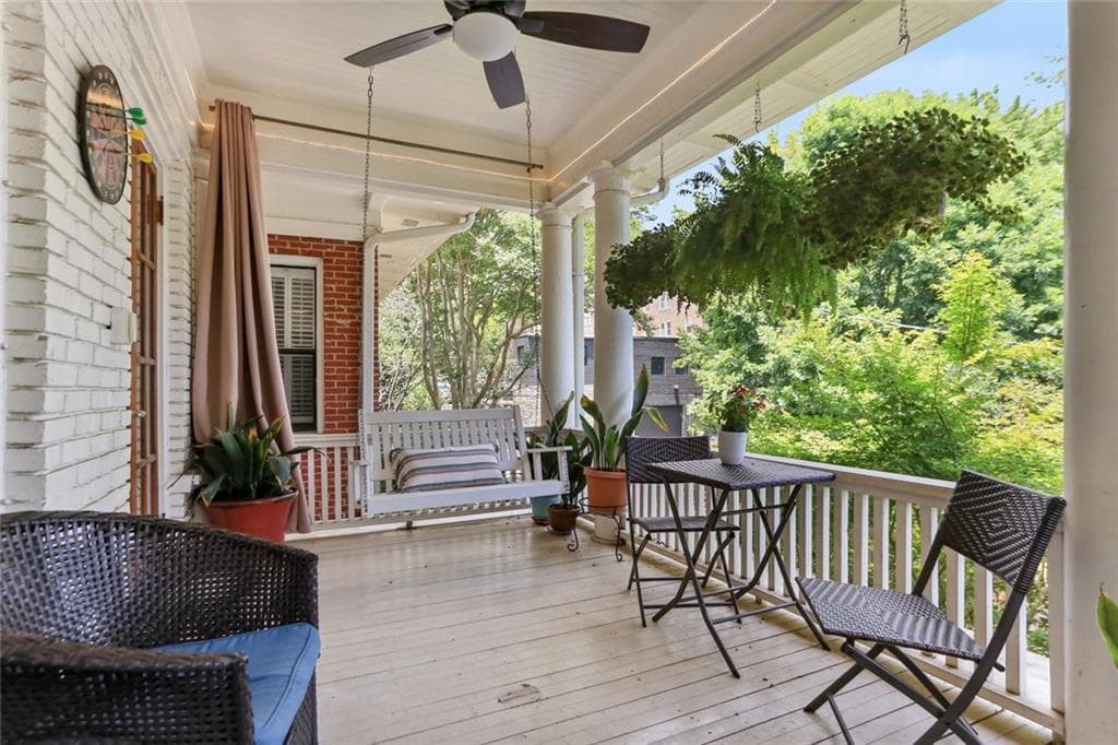 2 bedroom, 2 bathroom, 1,300 sq ft condominium sold at 205 3rd Street 4, Atlanta, GA 30308