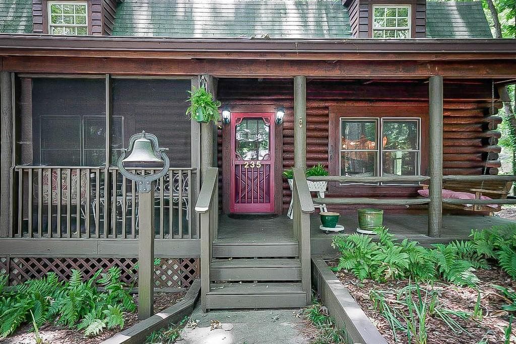 235 Lakeshore Drive, Berkeley Lake, GA 30096 — most recent listing photo