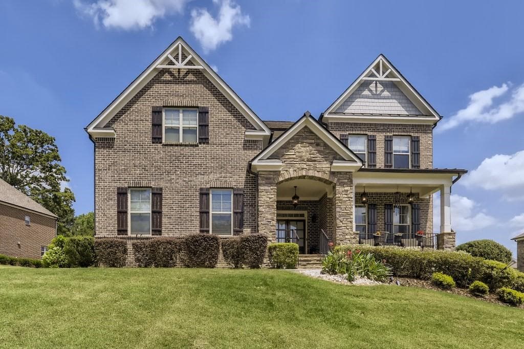 6140 Farrier Court, Suwanee, GA 30024 — most recent listing photo