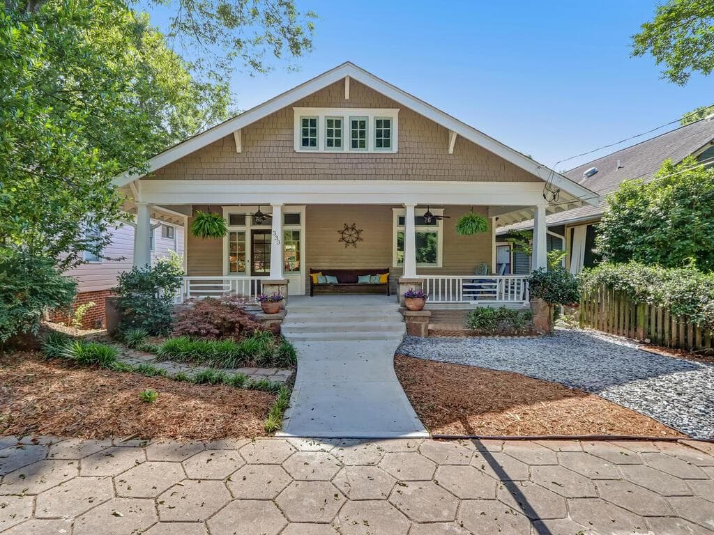4 bedroom, 3 bathroom, 2,558 sq ft single family residence sold at 333 Candler Street, Atlanta, GA 30307