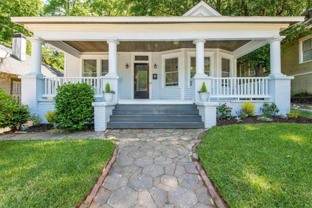 3 bedroom, 2 bathroom, 1,750 sq ft single family residence sold at 1386 Fairbanks Street, Atlanta, GA 30310
