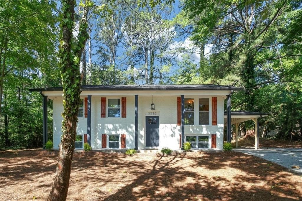 3230 Santa Fe Trail, Marietta, GA 30060 — most recent listing photo