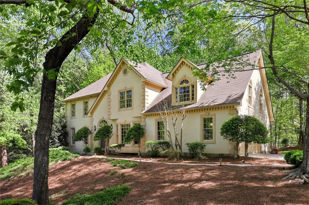 8505 HAVEN WOOD Trail, Roswell, GA 30076 — most recent listing photo