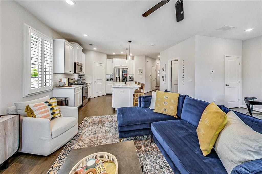379 Niles Court, Marietta, GA 30060 — most recent listing photo
