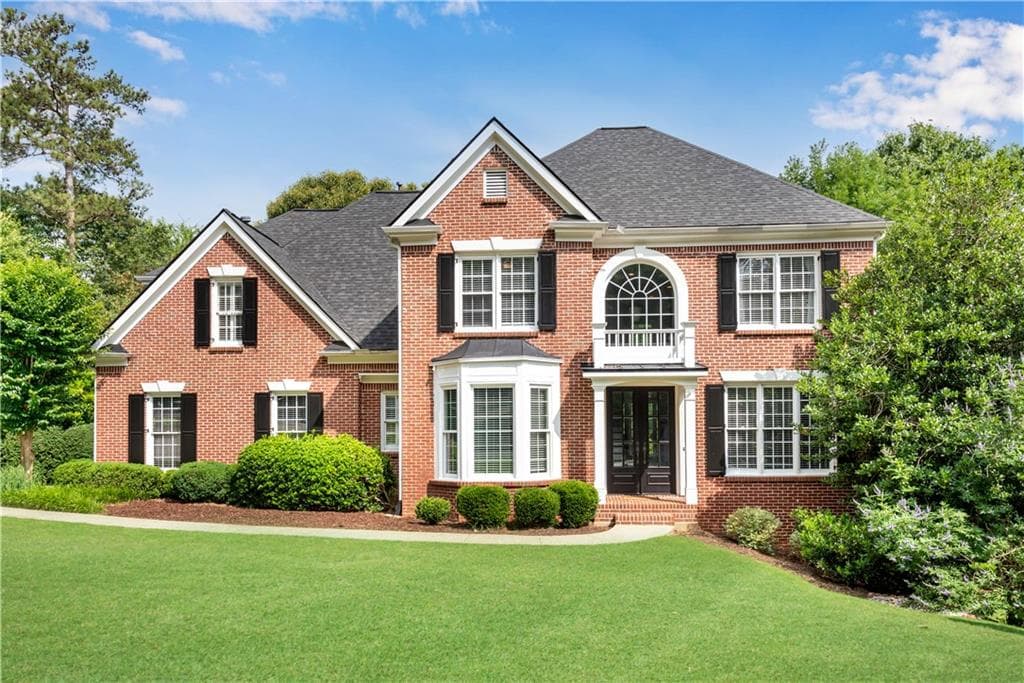 2030 Bluffton Way, Roswell, GA 30075 — most recent listing photo