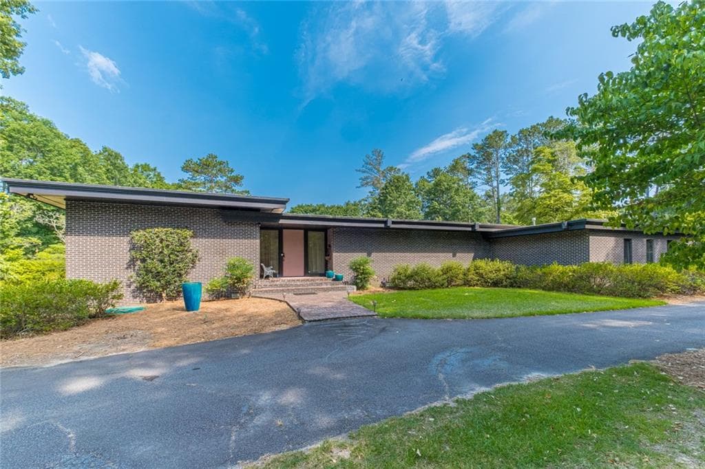 3320 Glencree, Conyers, GA 30012 — most recent listing photo