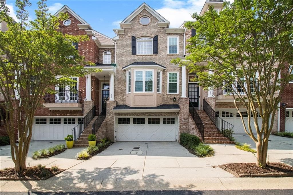995 Emory Parc Place, Decatur, GA 30033 — most recent listing photo