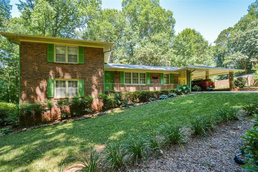 1965 Kingswood Drive, Marietta, GA 30066 — most recent listing photo