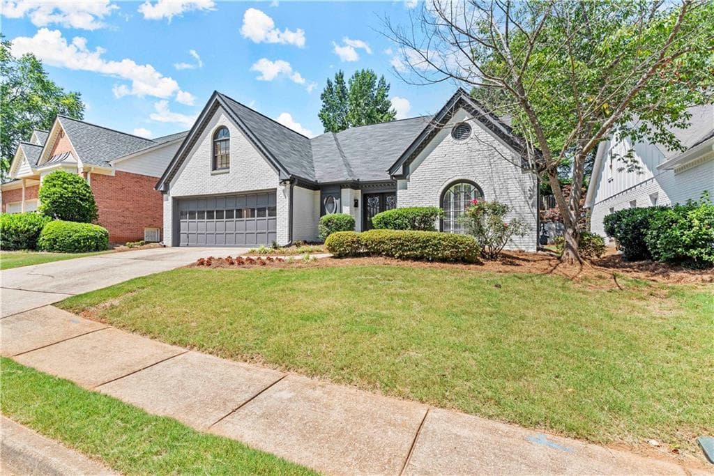 365 Shelli Lane, Roswell, GA 30075 — most recent listing photo