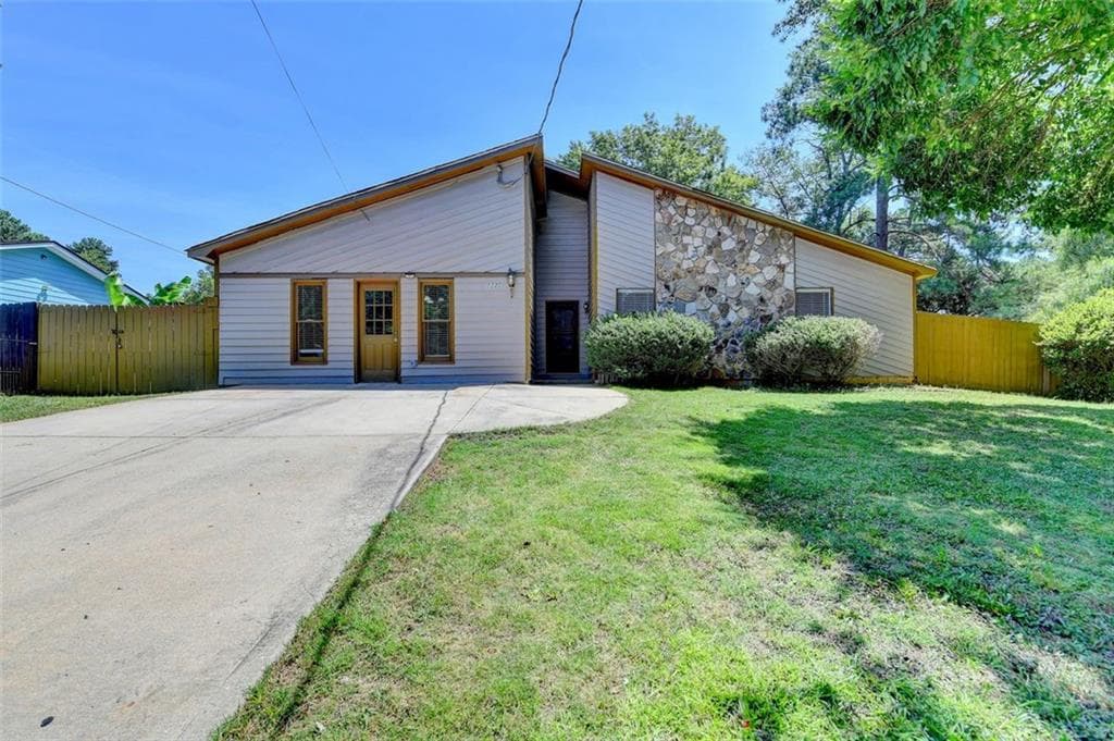1239 BRAYS MILL Trace, Lawrenceville, GA 30044 — most recent listing photo