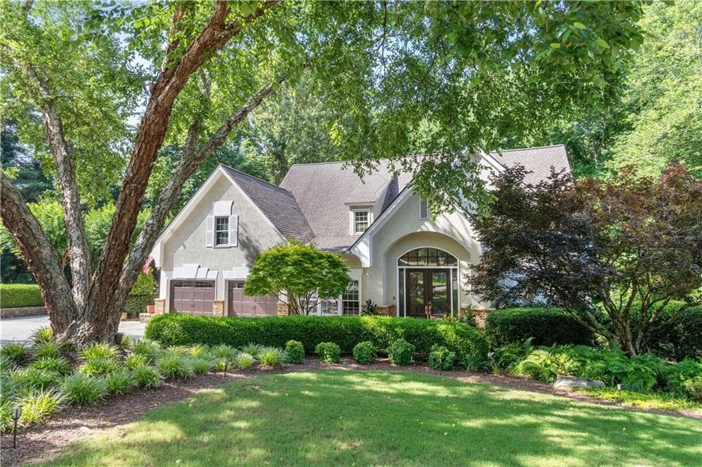 4 bedroom, 4 bathroom, 4,884 sq ft single family residence sold at 15 S Battery Place, Atlanta, GA 30342
