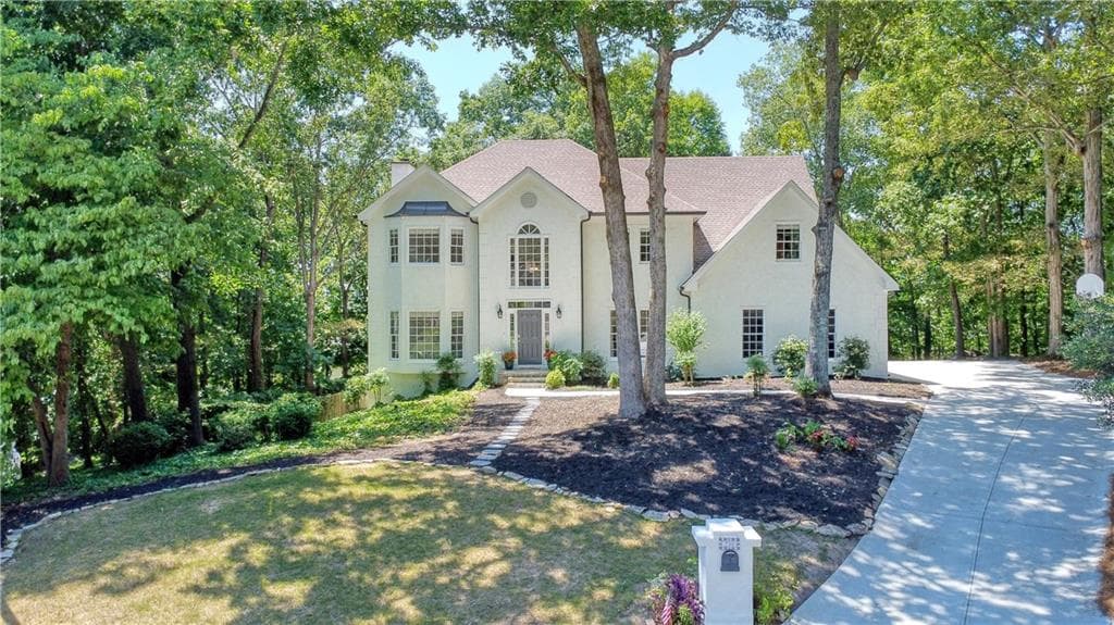230 Axworth Court, Roswell, GA 30075 — most recent listing photo