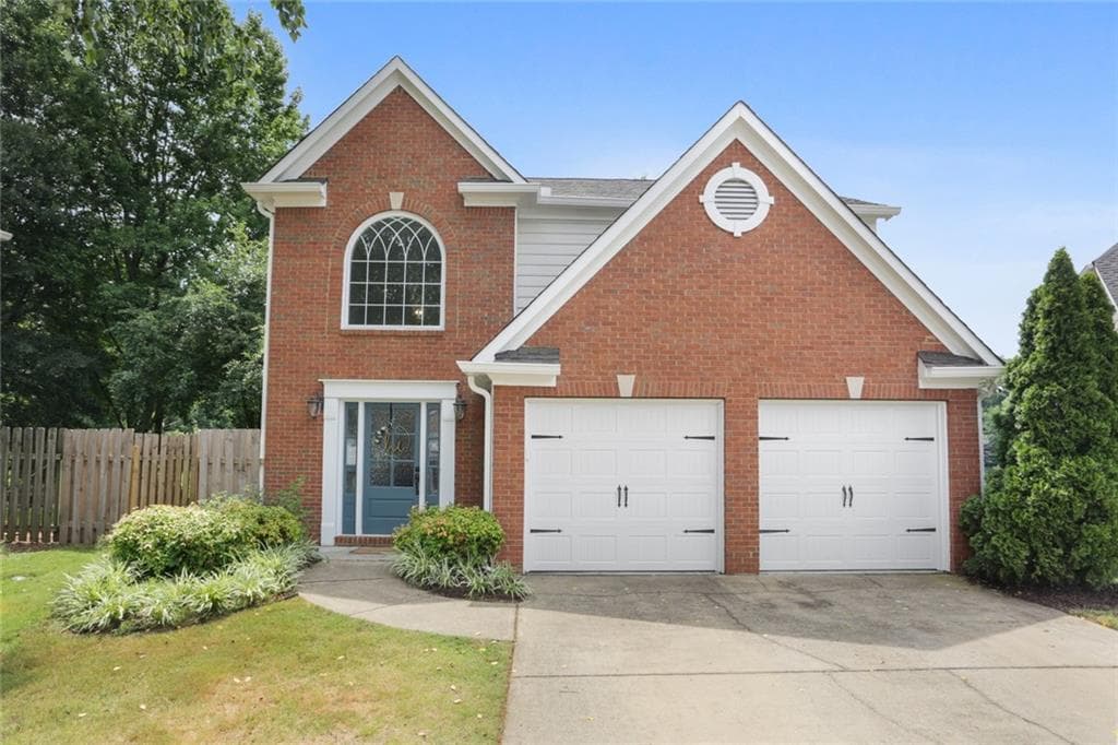 15040 CRABAPPLE LAKE Drive, Roswell, GA 30076 — most recent listing photo