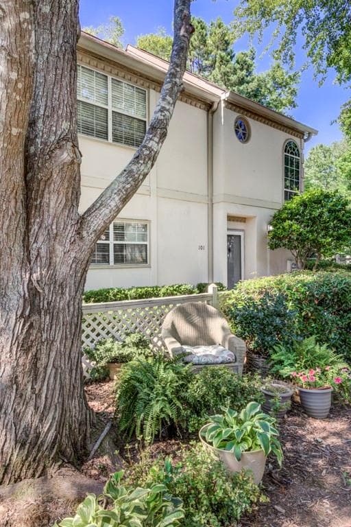 101 Bridge Lane, Smyrna, GA 30082 — most recent listing photo