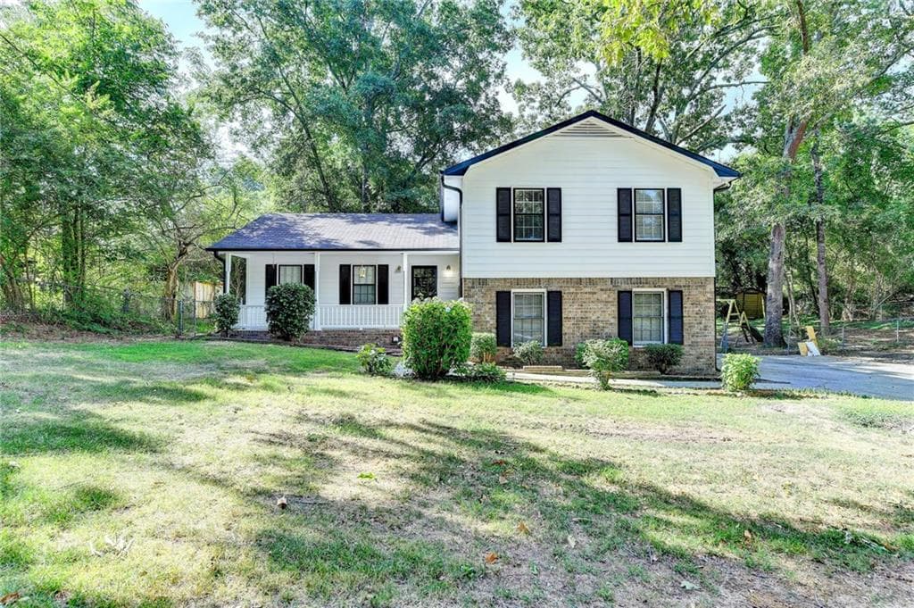 4012 Scenic Mountain Drive, Snellville, GA 30039 — most recent listing photo