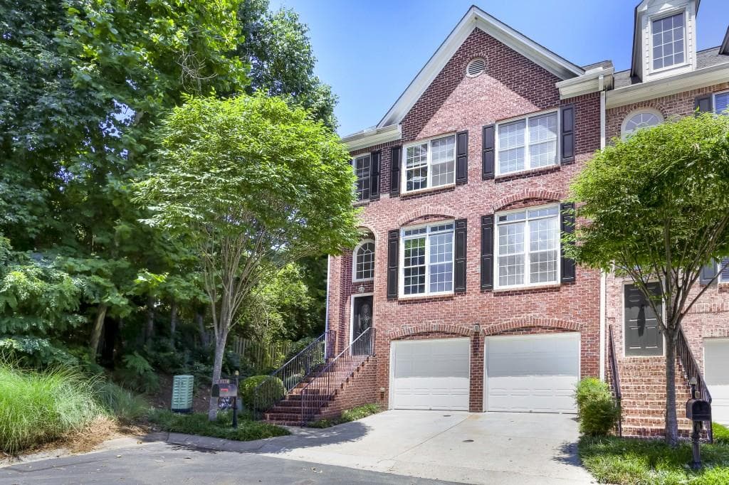 1228 Dunwoody Cove, Dunwoody, GA 30338 — most recent listing photo