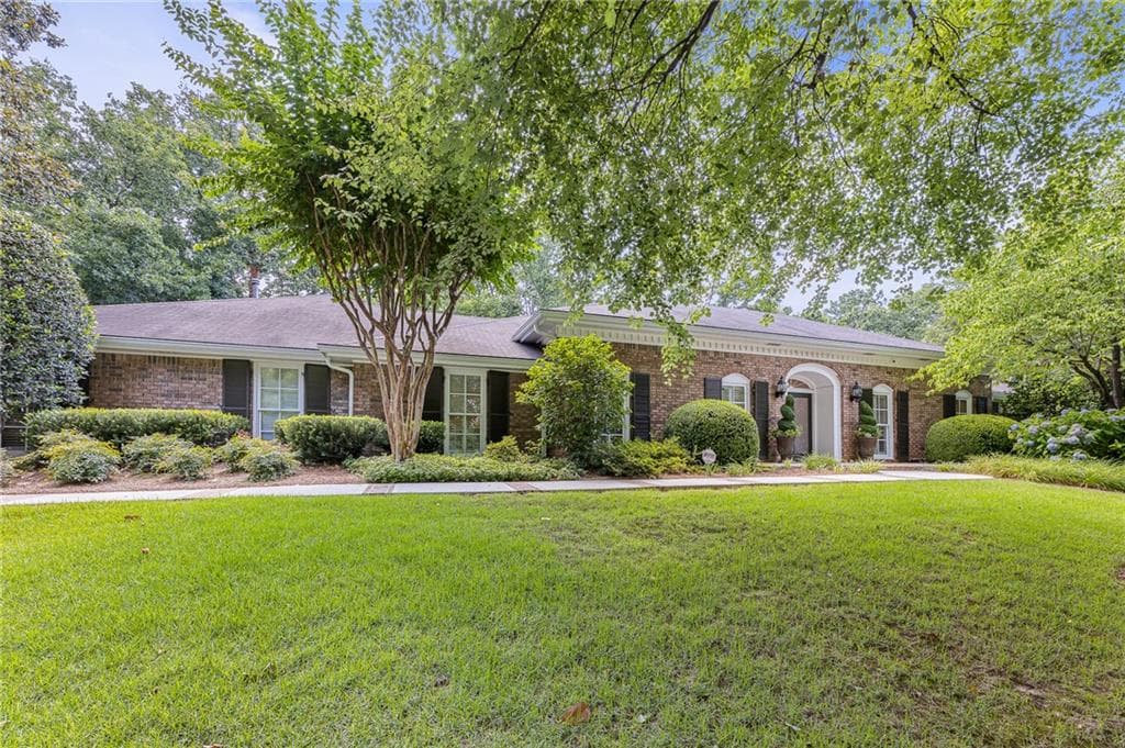 5865 Riverwood Drive, Sandy Springs, GA 30328 — most recent listing photo