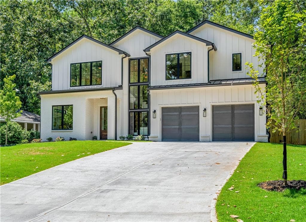 2842 Parkridge Drive, Brookhaven, GA 30319 — most recent listing photo