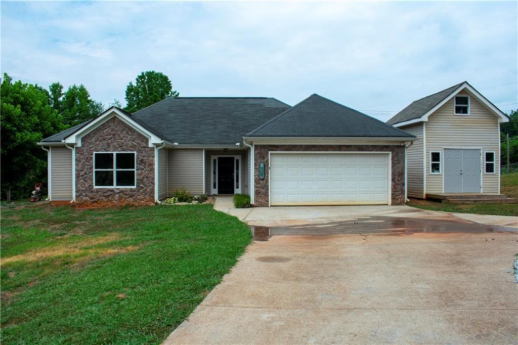 564 Jimmy Reynolds Drive, Jefferson, GA 30549 — most recent listing photo