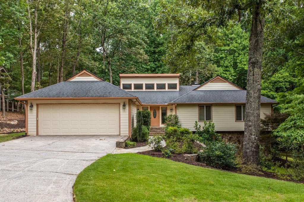 5 bedroom, 5 bathroom, 2,112 sq ft single family residence sold at 2510 Runic Way, Alpharetta, GA 30022