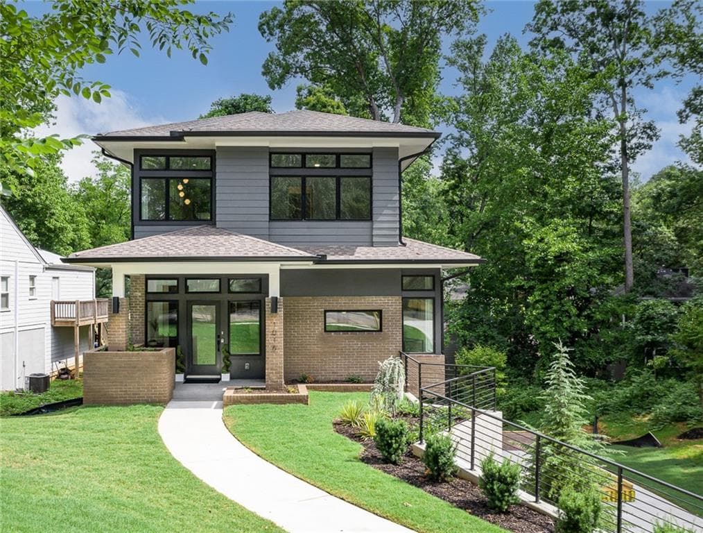 4 bedroom, 3 bathroom, 2,674 sq ft single family residence sold at 1016 Emerson Avenue, Atlanta, GA 30316