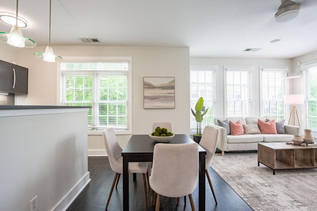 2 bedroom, 2 bathroom, 1,278 sq ft condominium sold at 1300 Dekalb Avenue 731, Atlanta, GA 30307