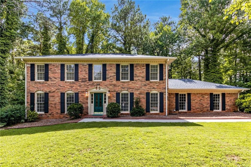 120 Vistacrest Way, Roswell, GA 30075 — most recent listing photo