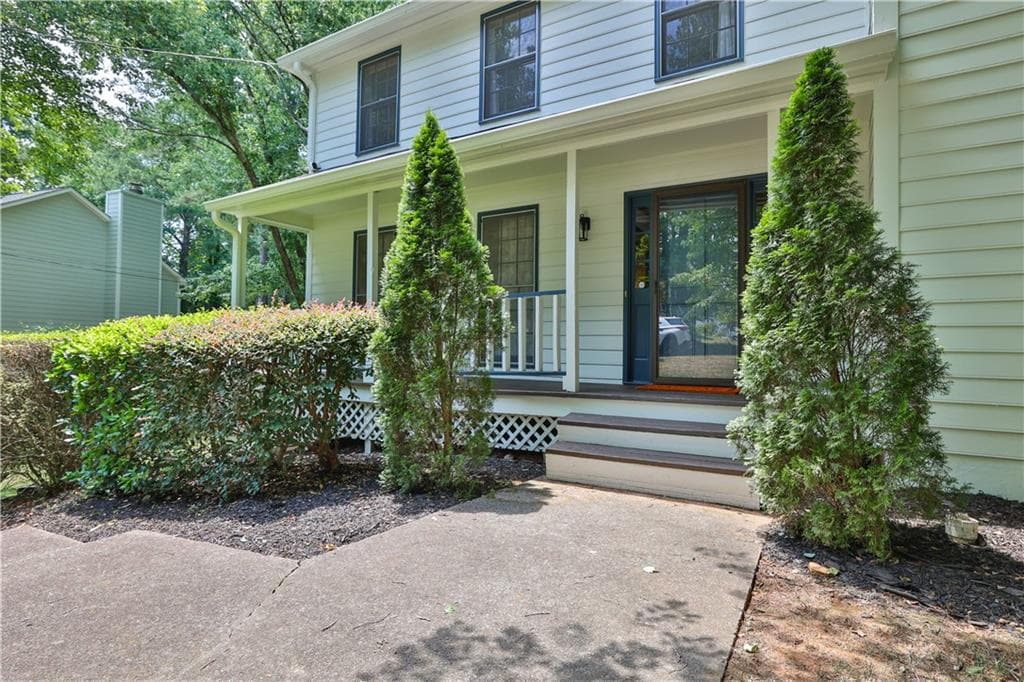 892 Arlington Drive, Tucker, GA 30084 — most recent listing photo